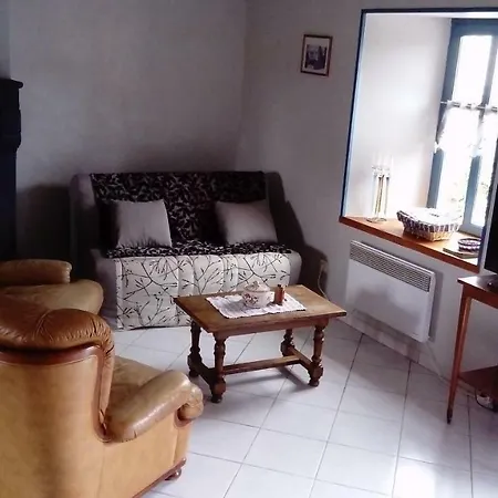 度假居 De Marcureau