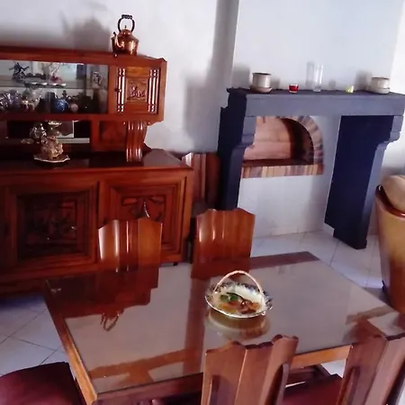 De Marcureau 度假居 Louchy-Montfand